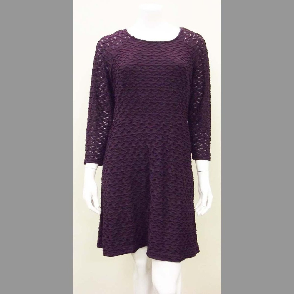 Purple Stretch 3/4 Sleeve Skater Style Dress - L